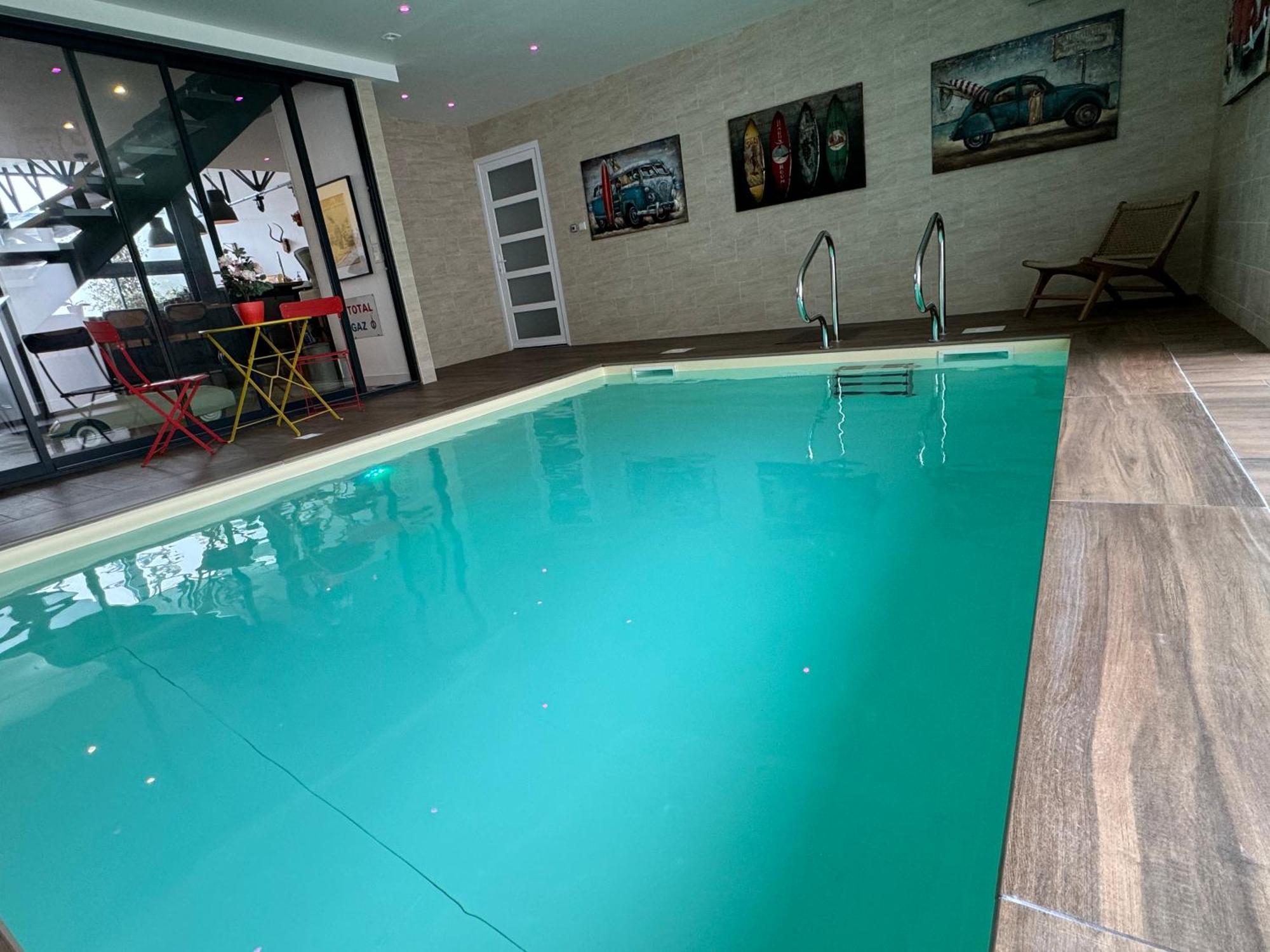 Loft Spa Reims-Fr 250M2 Privatifs, Piscine Interieure Chauffee, Spa Et Parking Екстер'єр фото