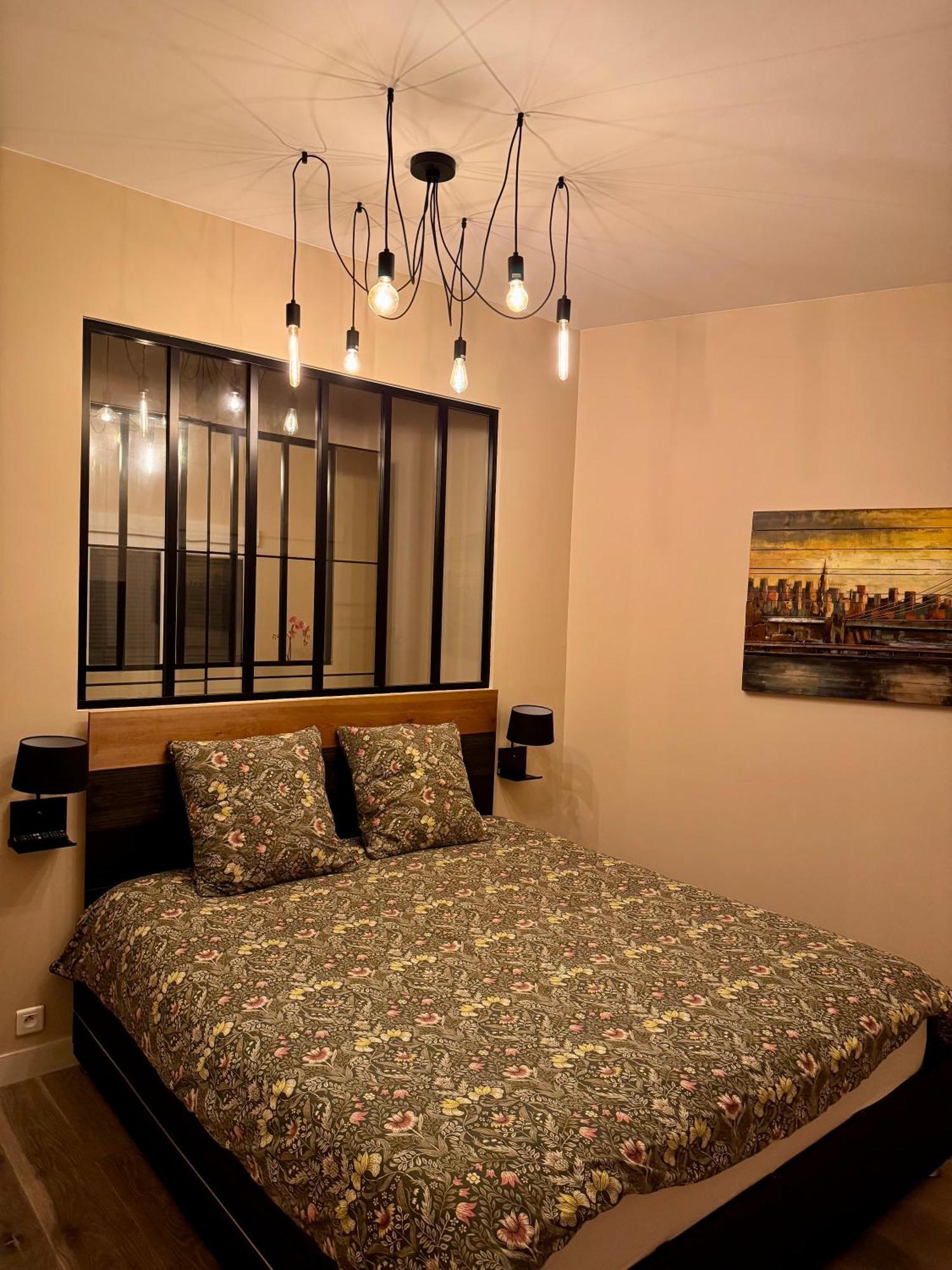 Loft Spa Reims-Fr 250M2 Privatifs, Piscine Interieure Chauffee, Spa Et Parking Екстер'єр фото